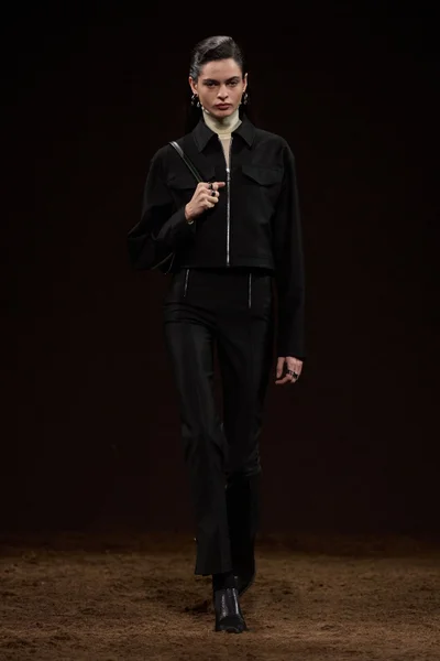 Look 20
